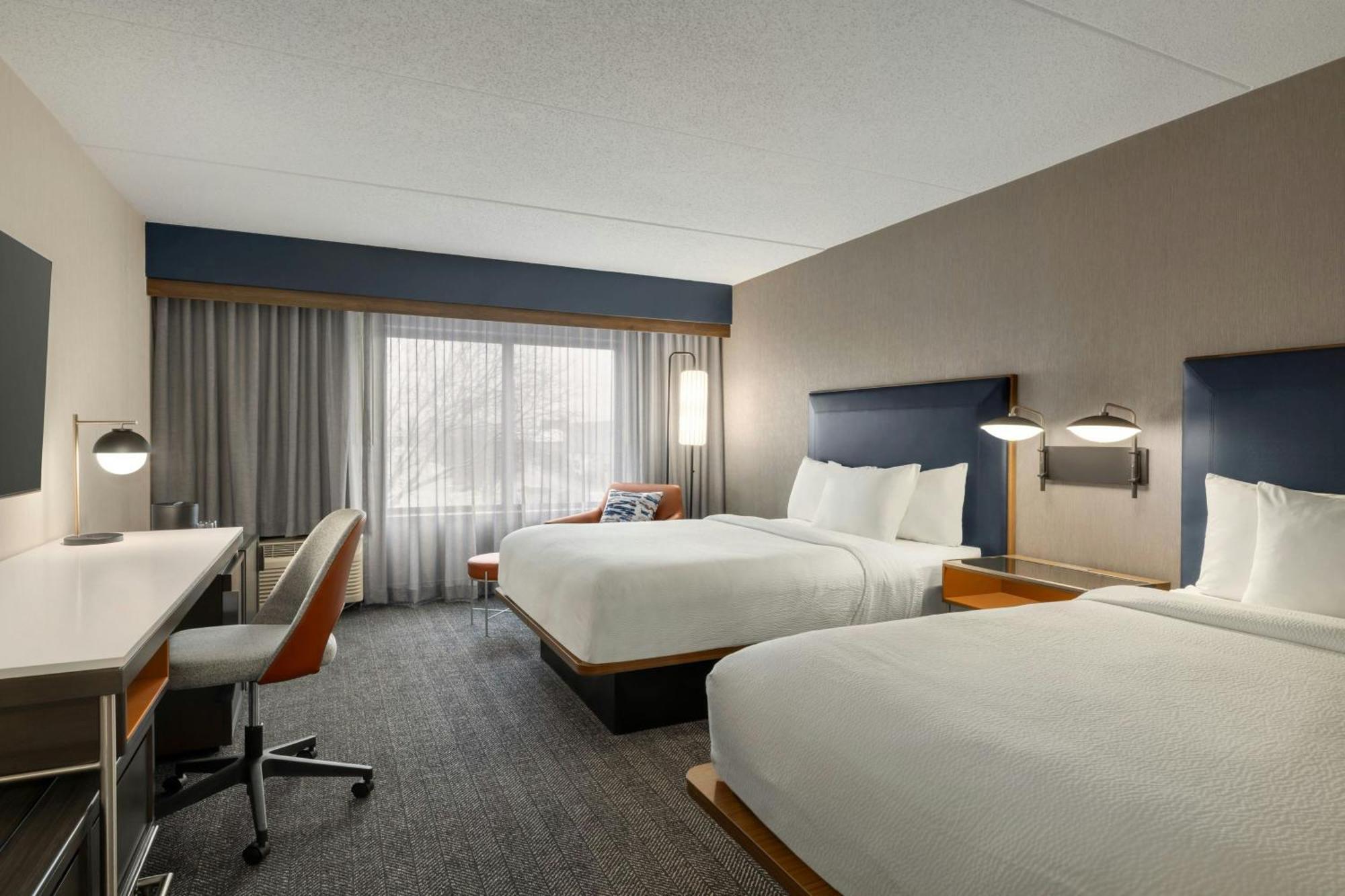 Courtyard By Marriott Kokomo Exterior photo